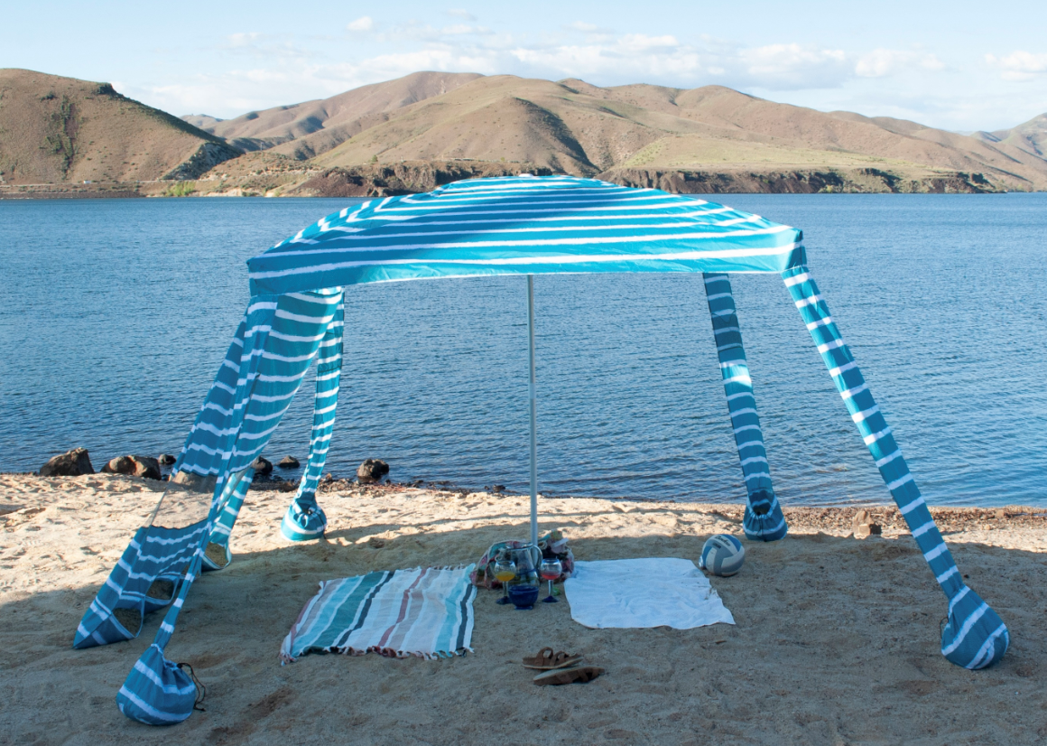 PORTABLE BEACH CABANA: YOUR LIGHTWEIGHT SHADE SOLUTION FOR MODERN OUTDOOR GETAWAYS