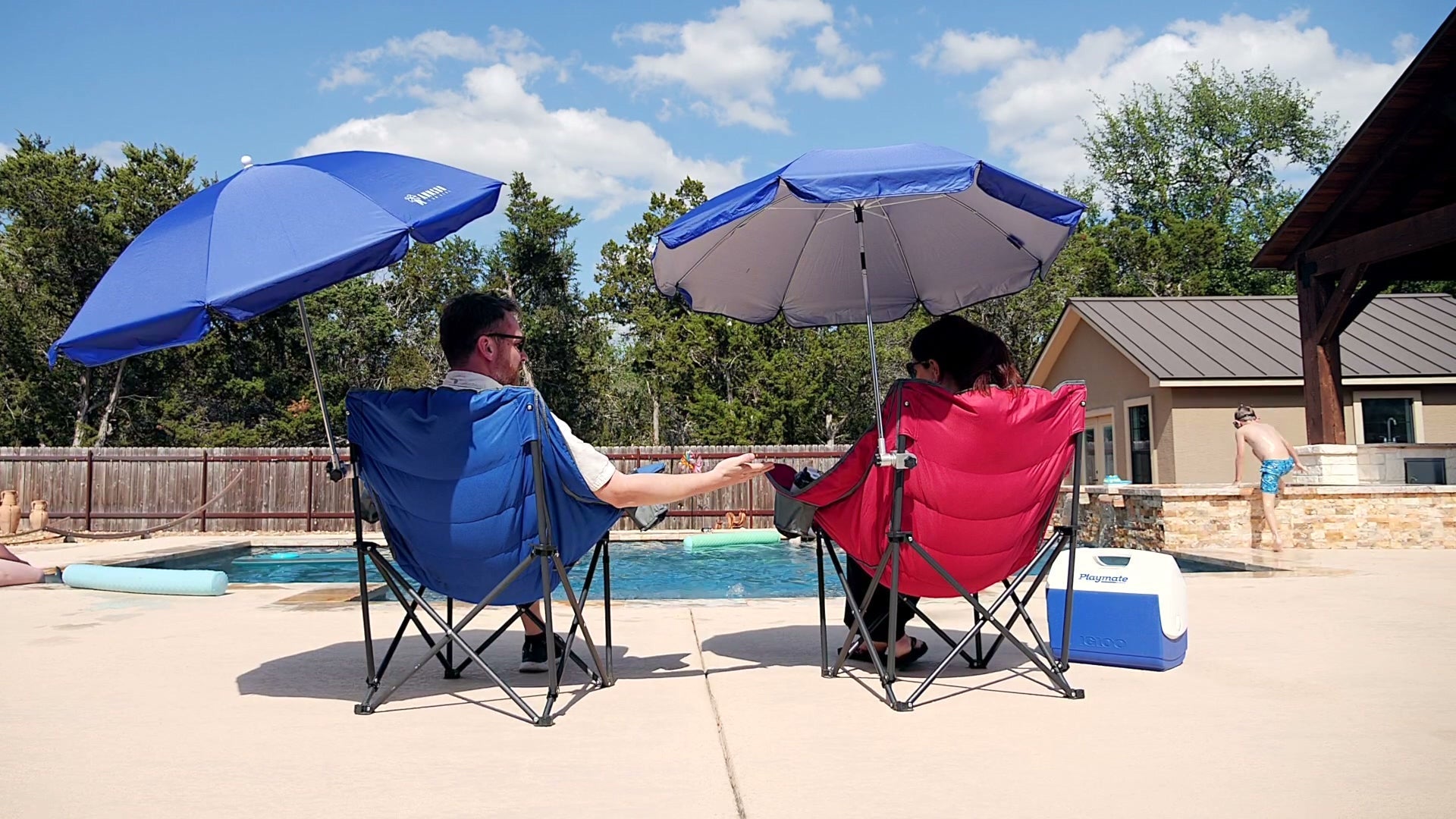 How Chair Umbrellas Are Redefining Modern Outdoor Living