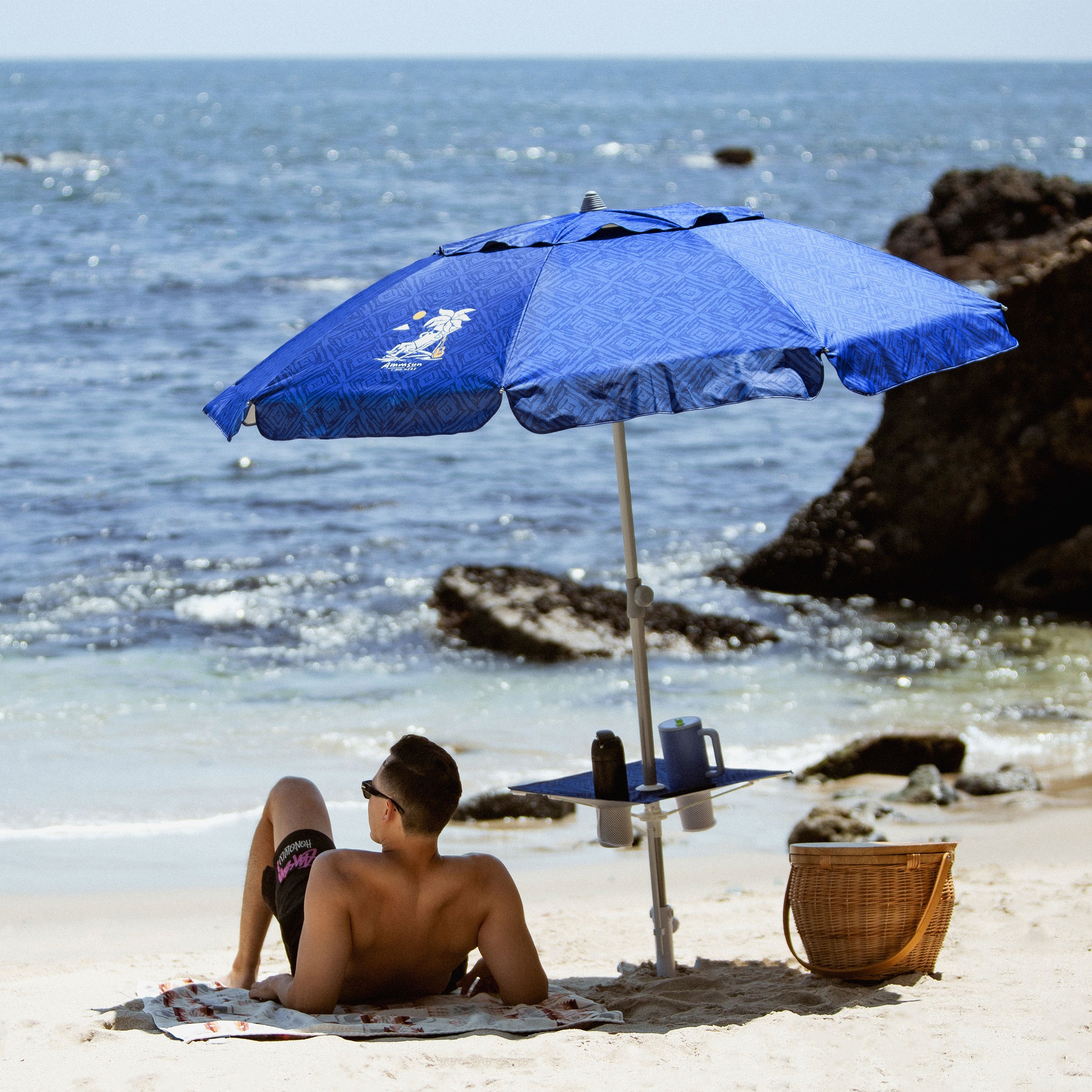 AMMSUN Beach Umbrella with Sand Anchor & Table Tray Blue
