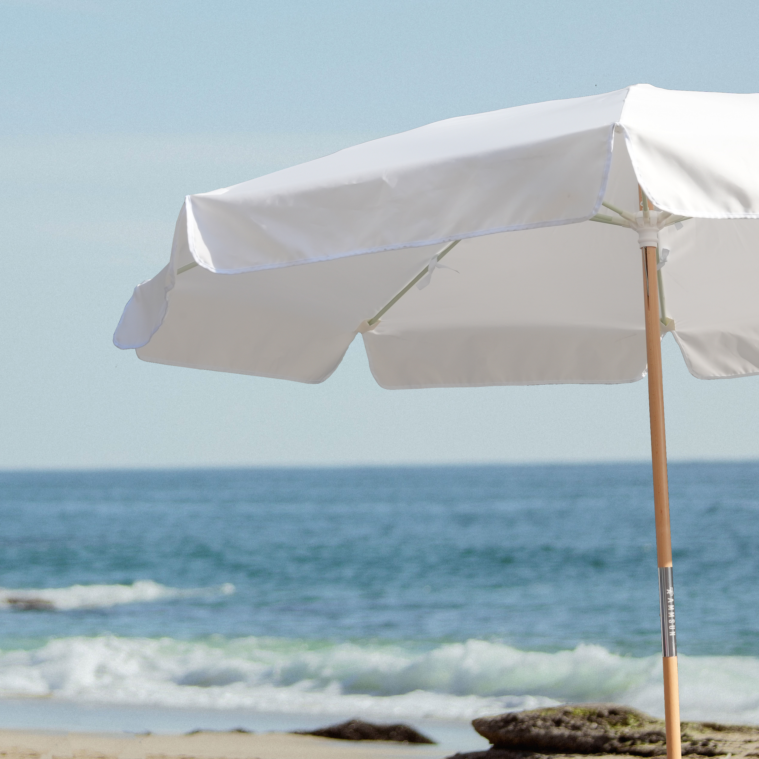AMMSUN 7.8ft Beach & Patio Umbrella Vintage White